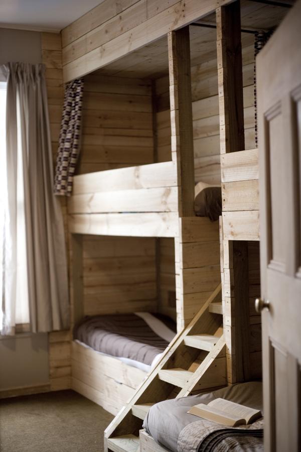 Pinedale Lodge & Apartment Метвен Экстерьер фото